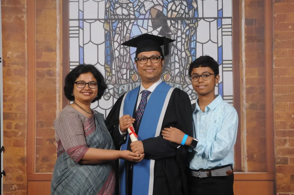 About Dr Manas Chakrabarti – FRCOG Kolkata | Dr Manas Chakrabarti | Gynae Oncology And Gynaecological Surgery In Kolkata